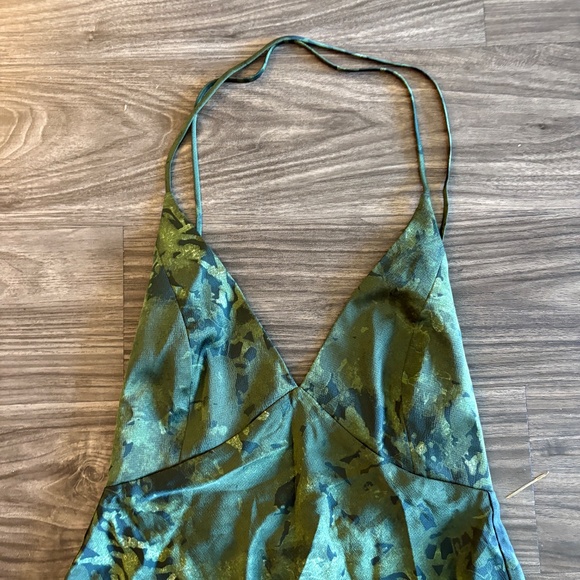 NEW Park & Fifth Griffith Dress Green Floral Halter Open Back XS - Picture 5 of 10